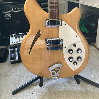 Rickenbacker 360 1983 - Mapleglo image 5