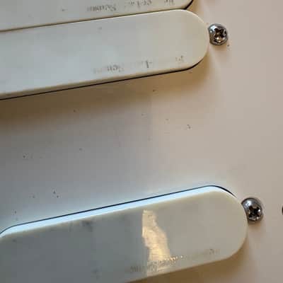 Fender Jeff Beck Model Loaded Pickquard Lace Sensore Startocaster 1991 - White Aged image 6