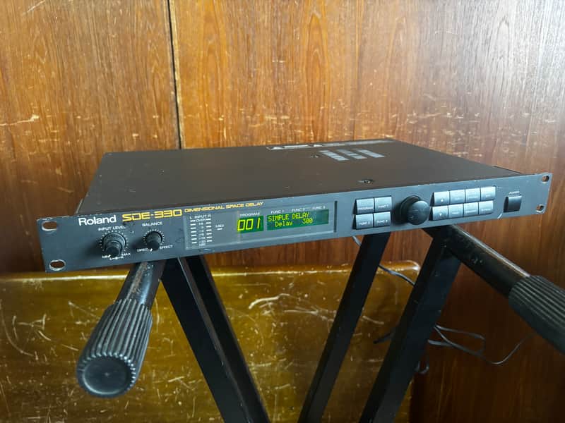 Roland SDE-330 Dimensional Space Delay | Reverb Canada