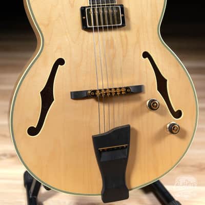 Ibanez PM200 Pat Metheny Signature Hollowbody Guitar w/Case - Natural image 3
