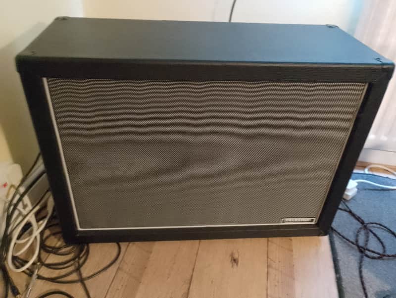 2 x 12 guitar speaker cabinet image 1