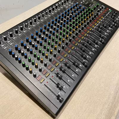 Mackie Onyx24 24-Channel Analog Mixer with Multitrack USB 2021 - Present - Dark Gray image 2