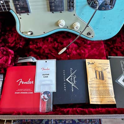 Fender Custom Shop Dealer Select '61 Jazzmaster Wide Range Relic Left-Handed 2022 - Surf Green image 11