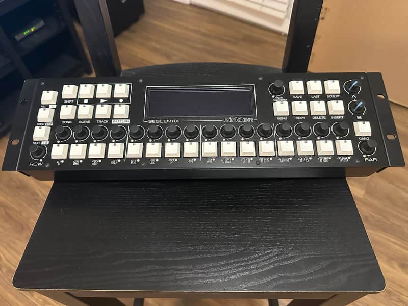 Sequentix Cirklon V1 Sequencer 2012 - 2018 - Black image 1