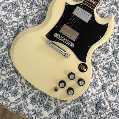 Gibson SG Standard 2024 - Classic White w/upgrades image 2