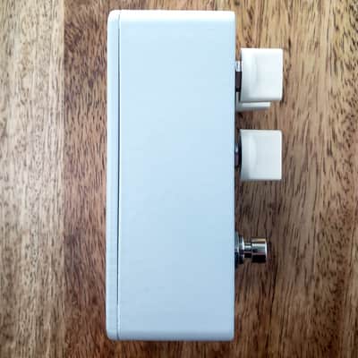 Handbuilt boutique flexible EQ pedal with Clean Boost/Cut image 6