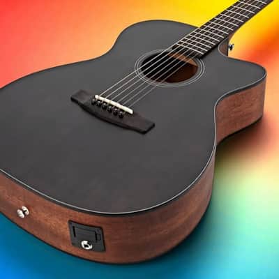 Cort Core Series CORE-OC OPLB Orchestra Cutaway Acoustic-Electric Guitar w/ Case – Solid Spruce Top, Open Pore image 3
