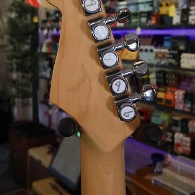 Fender Highway One Series Crimson Red Transparent - USED image 4