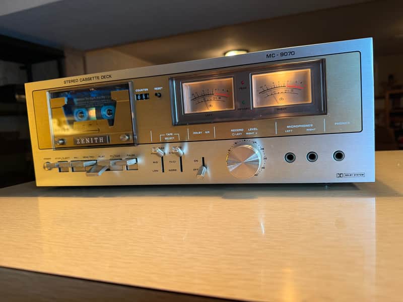 Vintage Silver Zenith MC-9070 Cassette Deck VU Meters High