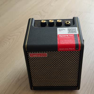 Positive Grid Spark MINI Portable Digital Modeling Guitar Practice Amp 2022 - Present - Black image 5