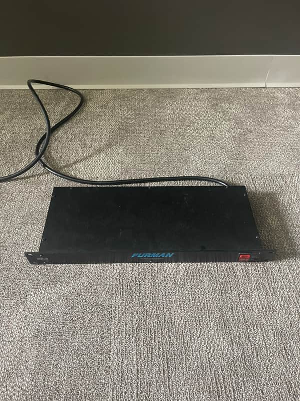 Furman RP-8 Power Conditioner 2000s - Black image 1