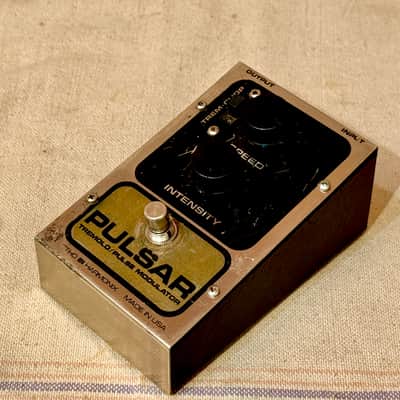 Electro-Harmonix Pulsar Tremolo / Pulse Modulator 1978 image 4
