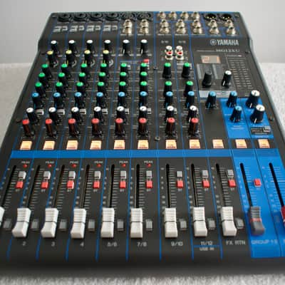 Yamaha MG12XU 12-Channel Analog Mixer 2016 - Present - Black image 8