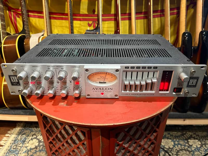 Avalon VT-747SP Stereo Compressor & EQ | Reverb