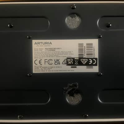 Arturia KeyStep 37 MIDI Controller 2021 - 2025 - White image 3