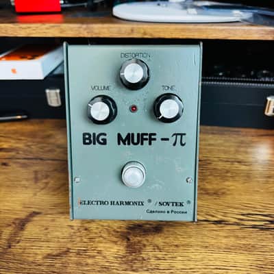 Electro-Harmonix Big Muff Pi V7 (Green Russian) | Reverb