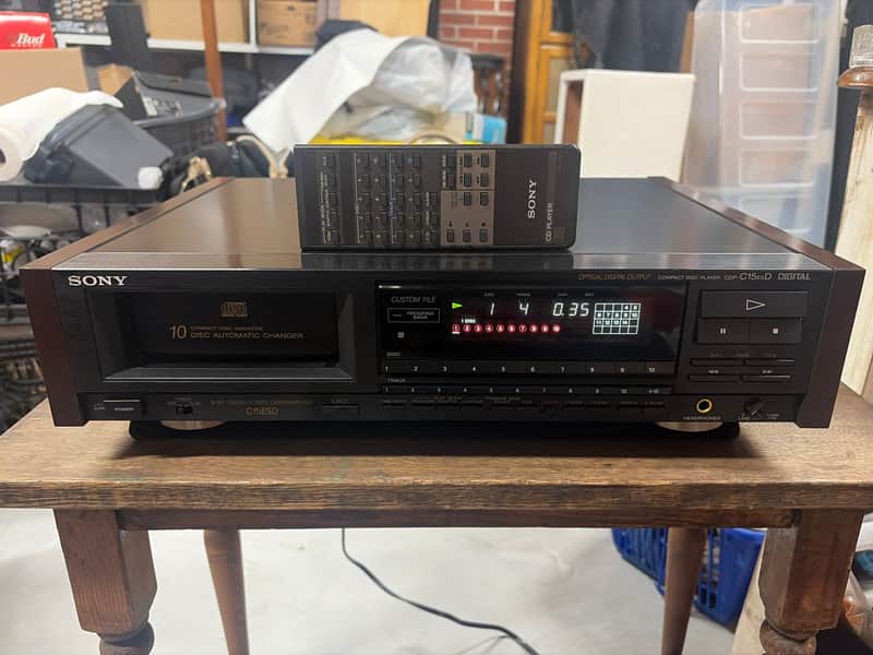 Sony Compact Disc Player  - CDP-C15esD - High End - W/Remote