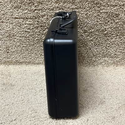 Samson R21 Dynamic Mic 3-Pack w/ Case image 8