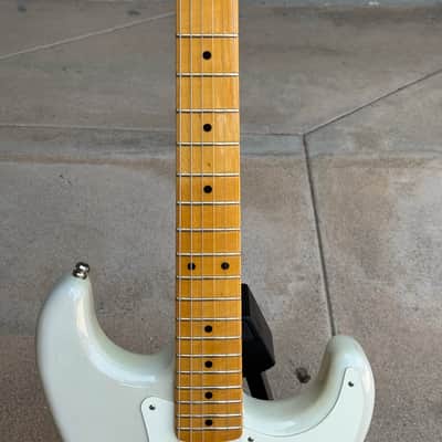 Fender Eric Johnson Stratocaster with Maple Fretboard 2014 White Blonde image 3