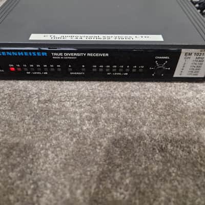 Sennheiser EM1031-V True Diversity Receiver - Professional Audio, True Diversity Technology - Excellent w/ Power Supply & Hard Case & Sennheiser Mic Transmitter image 8