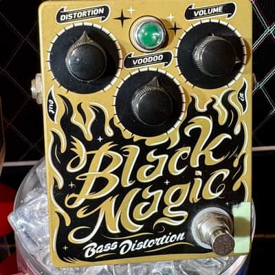 Dr NO Effects BLACK MAGIC BASS DISTORSION  Signed for “Big Al”  Founder of Al’s Music Factory by Roel Aben  2005 image 3