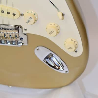 2007 Fender Classic Player '50s Stratocaster Electric Guitar, Maple Fingerboard, Shoreline Gold image 5