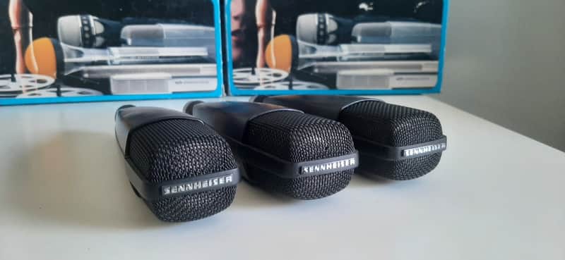 Set of 3x Sennheiser MD 421-U4 Cardioid Dynamic Microphones with Matched Serials 1960s - 1990s - Black image 1