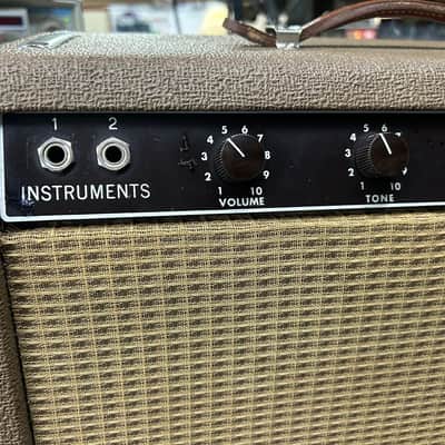 Fender Princeton 6G2 Brownface 12-Watt 1x10" Guitar Combo 1961 - 1963 - Brown image 3