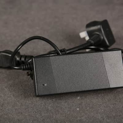 Orange Micro Dark Hybrid Vavlve Amp Head - 2nd Hand image 8