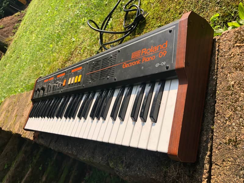 Roland EP-09 61-Key Electronic Piano | Reverb