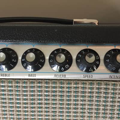 Fender Silverface Deluxe Reverb 1969 Black Tolex image 2