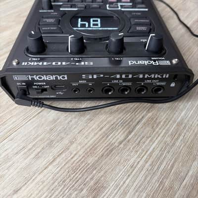 Roland SP-404MkII - Gray image 2