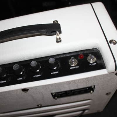 Supro 1821R Delta King 10/ 5 watt Combo image 5