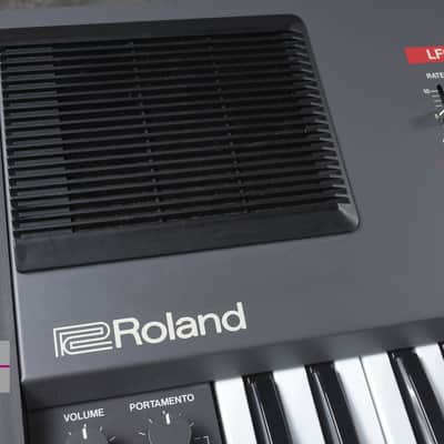 Roland Juno-106S Programmable Polyphonic Synthesizer in Good Condition image 8