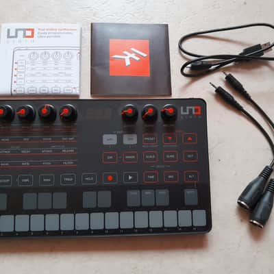IK Multimedia UNO Analog Synth 2010s - Black image 1