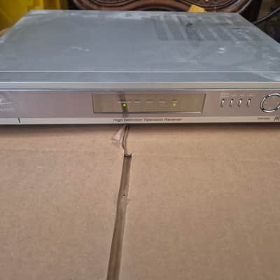 Zenith HDV420 High-Definition Digital TV Receiver / Tuner – Silver image 1