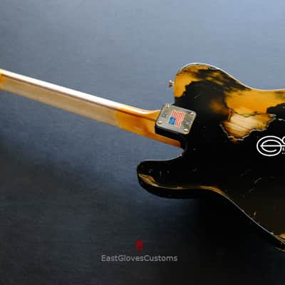 Fender American Vintage '52 Reissue Telecaster Black over Butterscotch Heavy Aged Relic image 4
