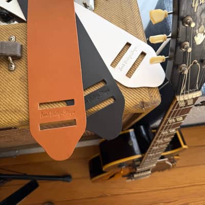 "Tom's Vintage Straps" Leather Shoulder Pad image 9