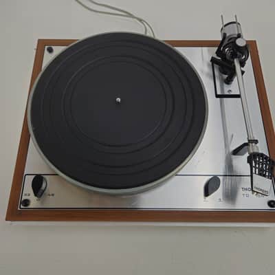 Thorens - TD 166 - 2-Speed Belt-Drive Suspended Chassis Turntable - New Belt image 4