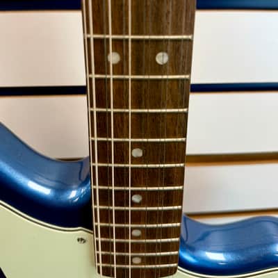 Squier Paranormal Jazzmaster® XII, Laurel Fingerboard, Mint Pickguard, Lake Placid Blue image 4