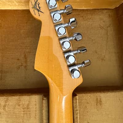 Fender W25 Custom Shop Deluxe Stratocaster 2025 - Candy Apple Red image 9