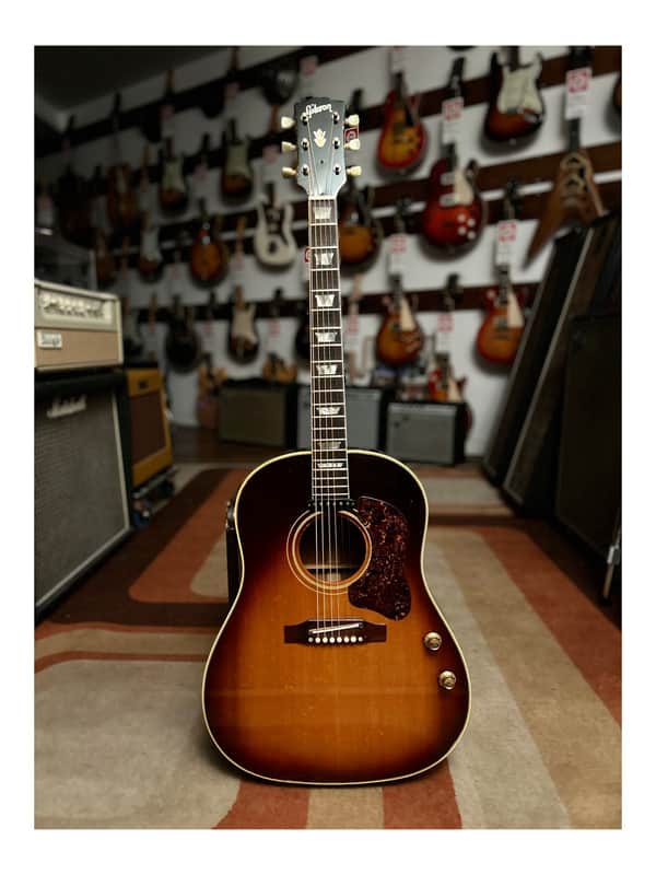 GIBSON J-160E 1967