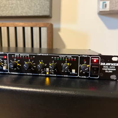 Drawmer DL241 Dual-Auto Compressor with TRS Connectors 2010s - Black image 3