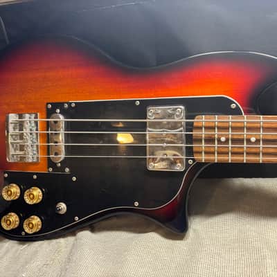 Eastwood Magnum Electric Bass Guitar Sunburst image 2