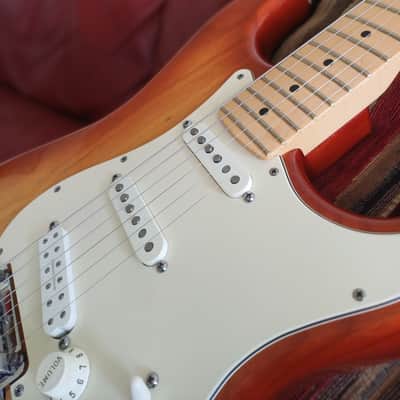 Fender American Standard Stratocaster with Maple Fretboard 2008 - 2016 - Sienna Sunburst image 2
