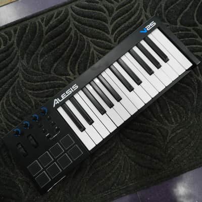 Alesis V25