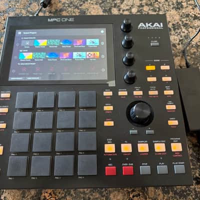 Akai MPC One Standalone MIDI Sequencer 2020 - Present - Black image 10