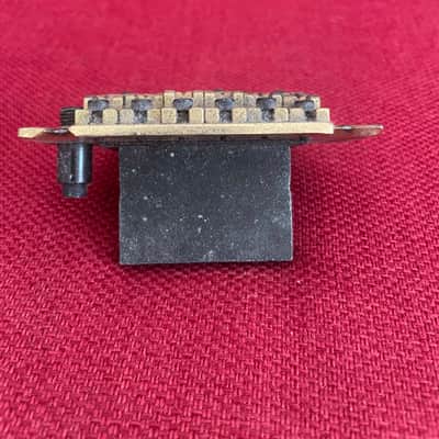 Graph Tech PS-0080-G0 LB63 Floyd Rose-Style Locking Bridge with String Saver Saddles 2010s - Gold image 2