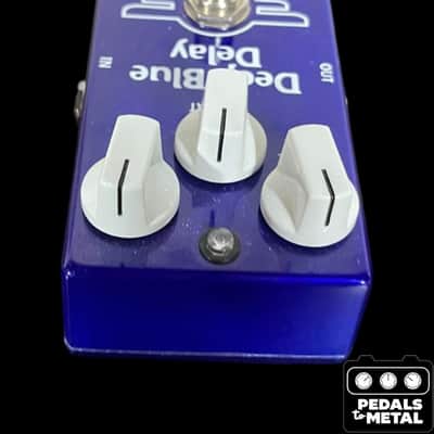 Mad Professor Deep Blue Delay 2010s - Blue - X16624 image 2