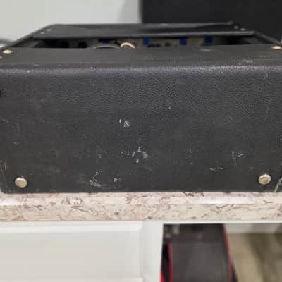 Fender Vibro Champ 6-Watt 1x8" Guitar Combo 1970 - 1980 image 5